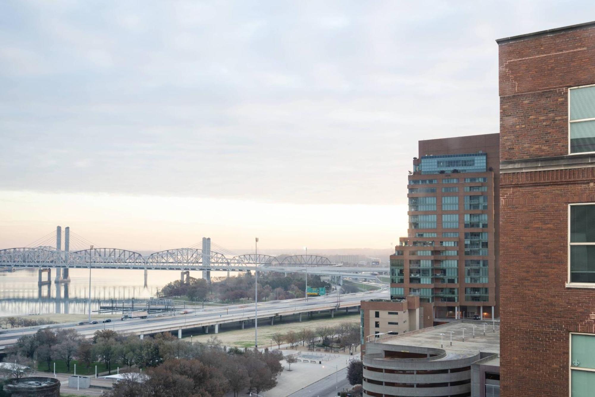 Moxy Louisville Downtown Exterior foto